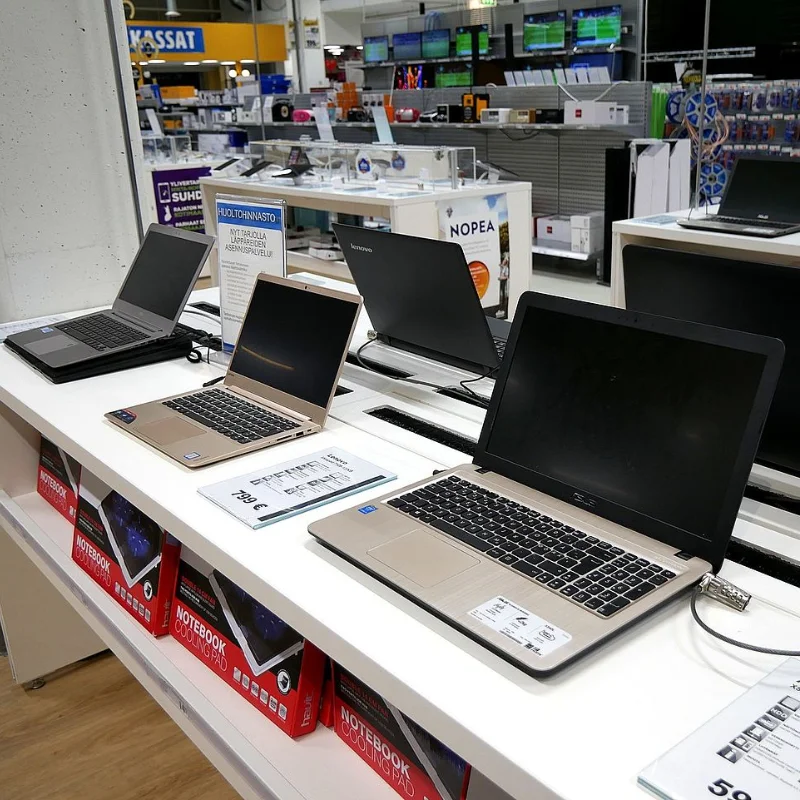 Where to Buy Used Laptops in Dubai? Buy from UsedLaptops.ae